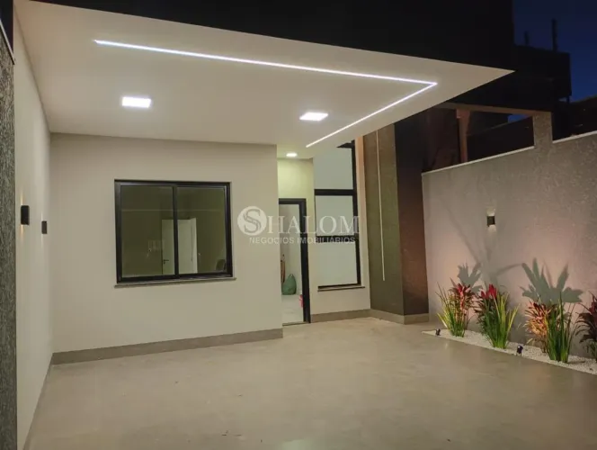 Casa à venda em Maringá, Jardim Piatã, com 3 quartos, com 102 m²
