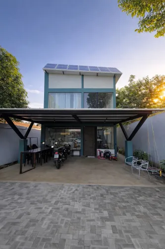 CASA MODERNA ALTO PADRÃO NO ININGA | ENERGIA SOLAR | CLIMATIZADA | MOBILIADA