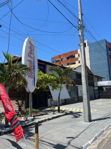 Salas Comerciais na Galeria Beach Point
