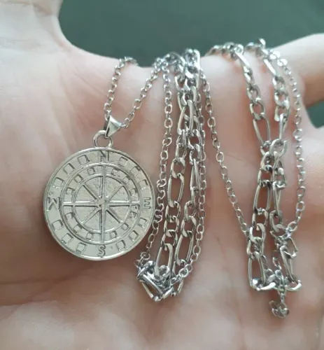 Colar de Bússola Banhado a Prata e ouro 18k, Disponível Nas Duas Cores 