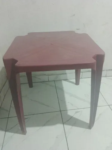 Mesa plástica