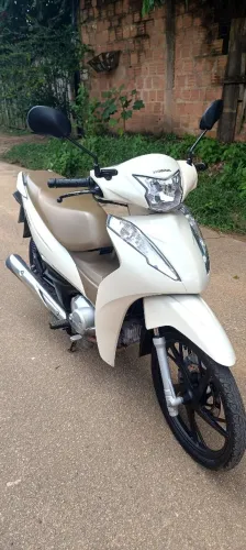 Biz 125 bem conservada 