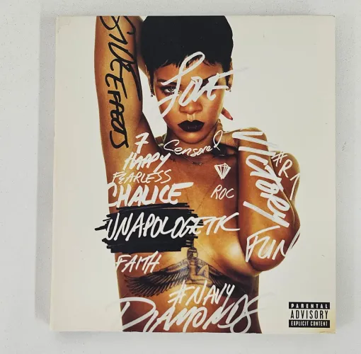 Rihanna - Unapologetic Deluxe CD e DVD