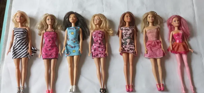 Barbie bonecas. Jacarei