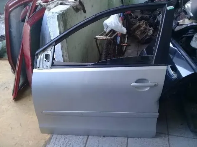 Peças automotivas portas capô teto caixa câmbio motores 