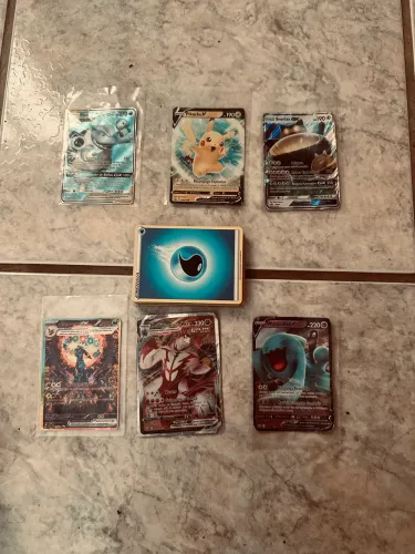 cartas Pokémon muito raras!! + bolo de 40 cartas aleatório