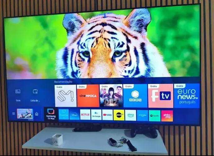 vendo ou troco essa tv 55 polegadas smart 4k