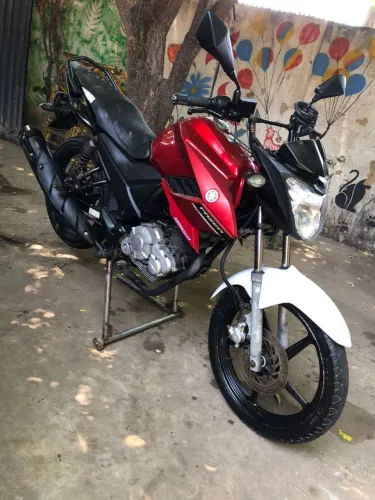 Moto Yamaha fazer 2014