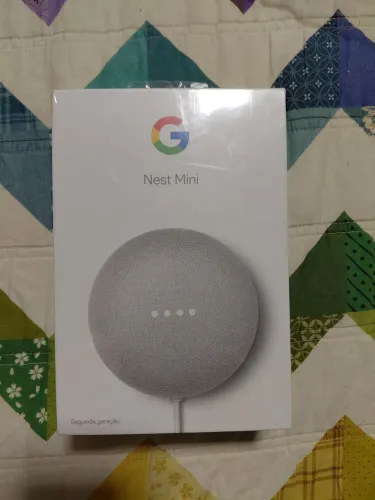 Nest mini segunda geração na caixa fechada