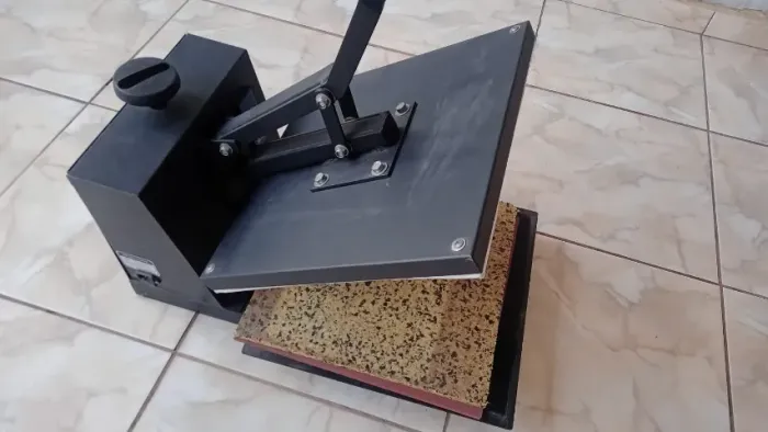 Prensa Térmica Manual 220v 38x38 cm - Venda em Sorocaba
