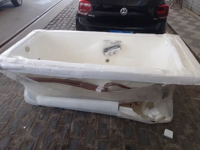 Banheira de hidromassagem Nova completa