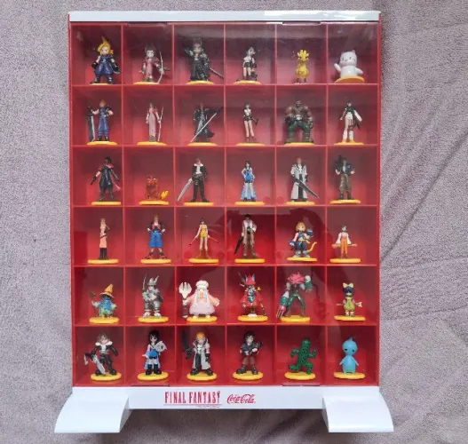 Miniaturas oficiais Final Fantasy x Coca Cola + Display Case, Squaresoft, Squall, Cloud