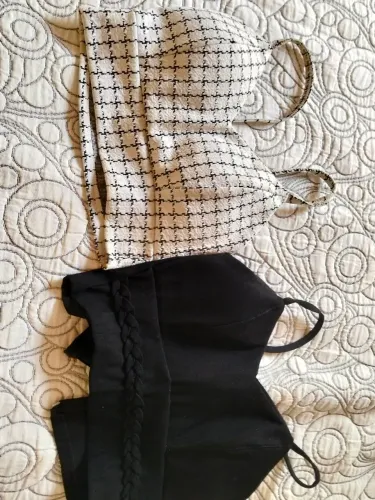 Kit 2 Croppeds Femininos Tam M- Preto e Estampado