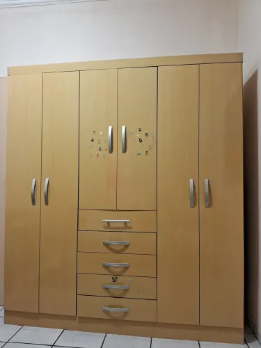 Vendo guarda roupa usado