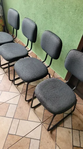 Cadeiras de espera