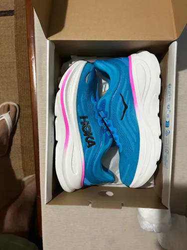 Tenis hoka bondi 9