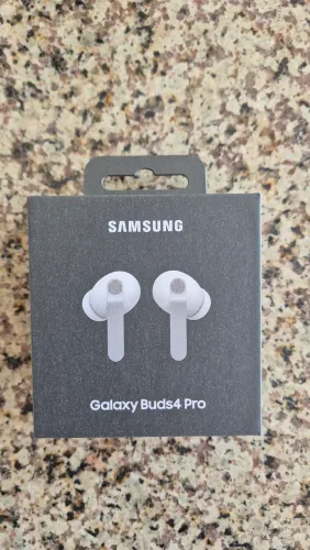 Samsung Buds 4 Pro