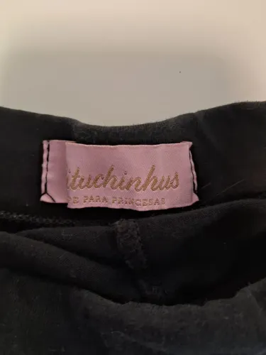Saia de couro pituchinhos tamanho 4