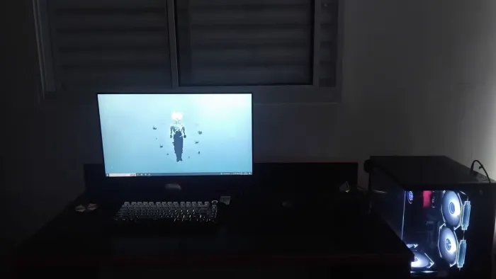 Mesa gamer barata sem marcas de uso mais informações chama no pv