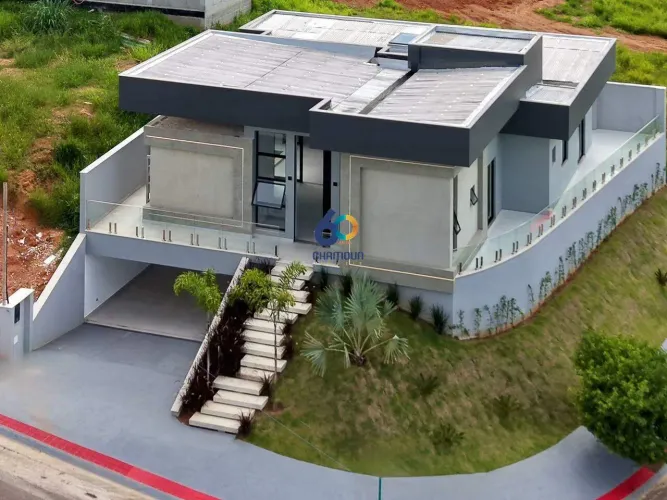 Casa em Condomínio à Venda  220m² Internos, 407m² de Terreno, Nova Guarapari, com 3 suites