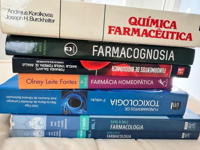 Kit de livros - curso de Farmácia