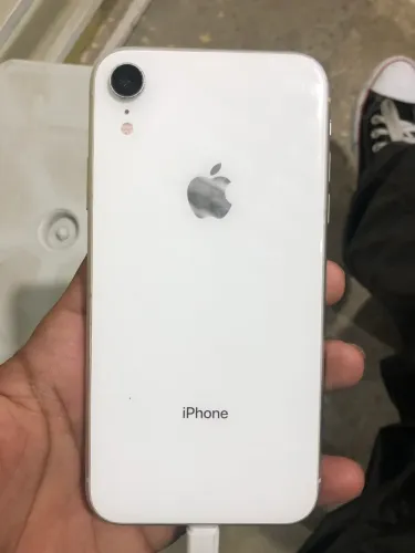 iPhone XR 64 gigas branco
