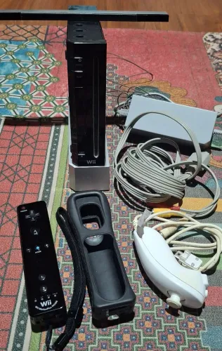 Nintendo Wii desbloqueado com Central de Jogos Retro Instalada 