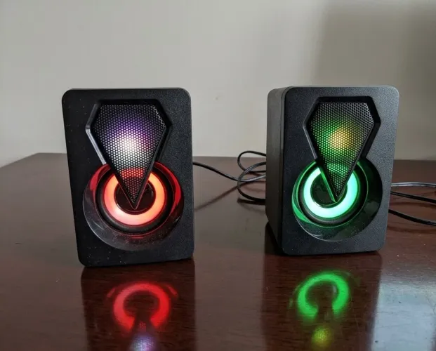 Caixa de som com Luz RGB estéreo 2.0 para PC, Notebook