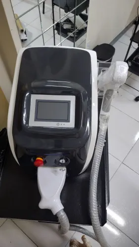 Laser ND Yag Semi novo