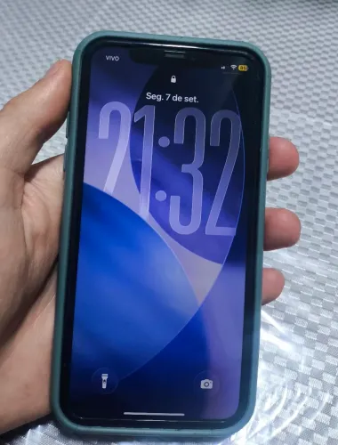 iPhone 11 64GB - Excelente estado 