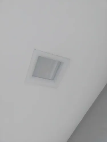 luminária de embutir LED estilo Plafon da marca Newline modelo New Chess.