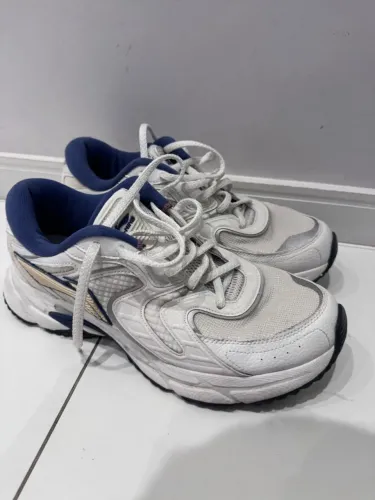 Tenis Tam 44