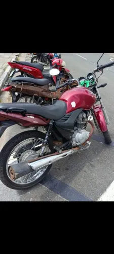 Vendo essa moto toda em dias