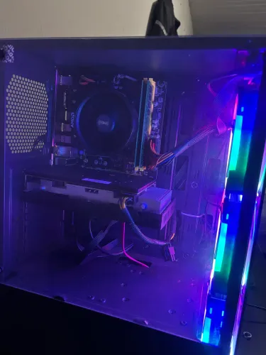 Pc gamer rx580, ryzen 5600g, 16gb ram(ler descrição), 1tera ssd.