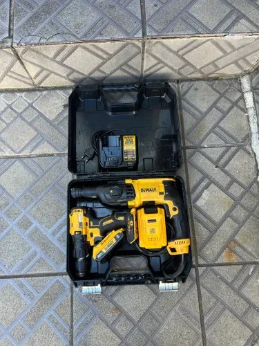 Martelete e Parafusadeira Dewalt