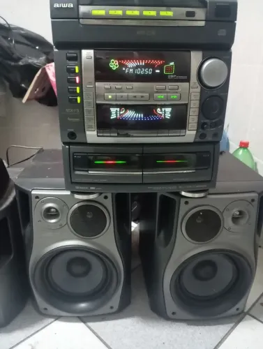Aiwa F9