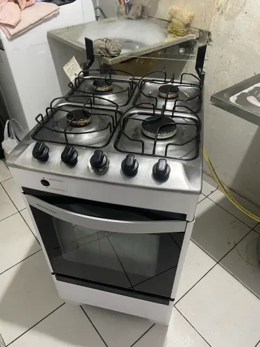 Geladeira Fogão Máquina de lavar 