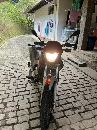 NX Falcon 400cc 2008 nada a fazer