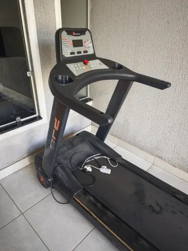 Esteira profissional hiper fitness 