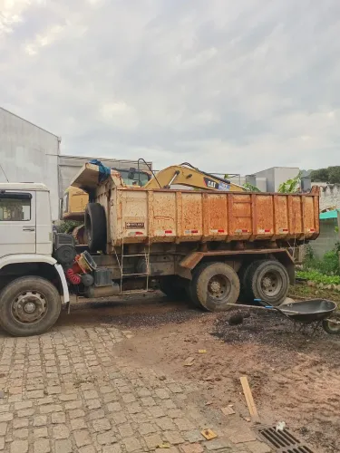 Terraplanagem e demolição