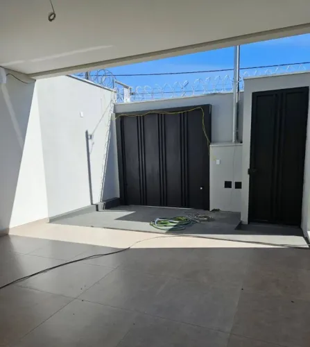 *Vendo casa em Porto Canoa 