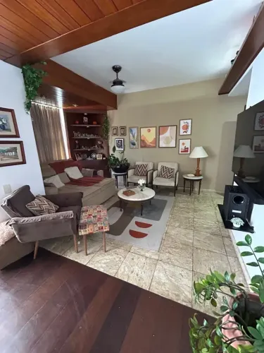 Vendo apartamento com 3/4 na Pituba