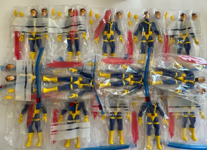 Boneco Marvel legends wolverine e cyclops 97 loose 