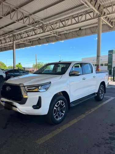 Toyota Hilux CD SRV 4X4 2.8 TDI Diesel Aut. 2022