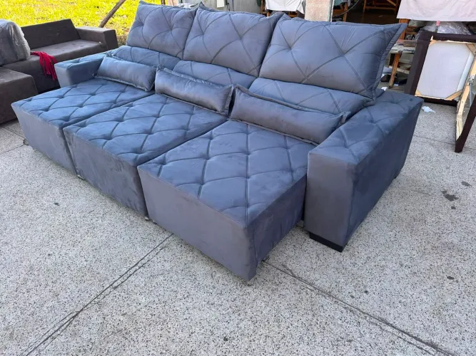 Sofa retrátil e reclinável