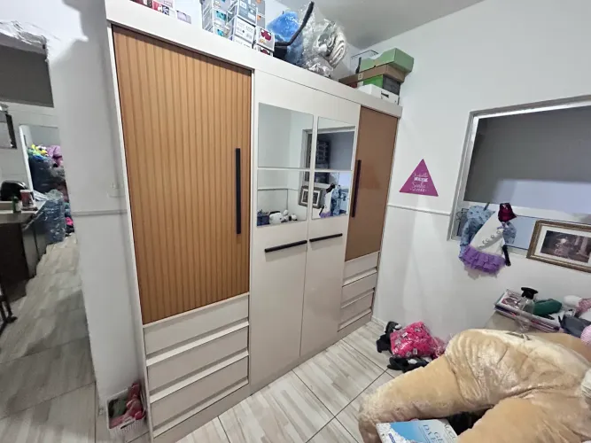 Guarda roupa de casal 2 metros