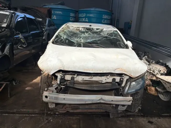 SUCATA GM/ ONIX 1.4 MT LTZ 2015/2015