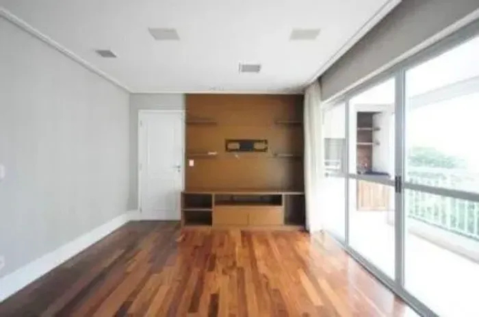 Apartamento à venda com 3 quartos na Morumbi