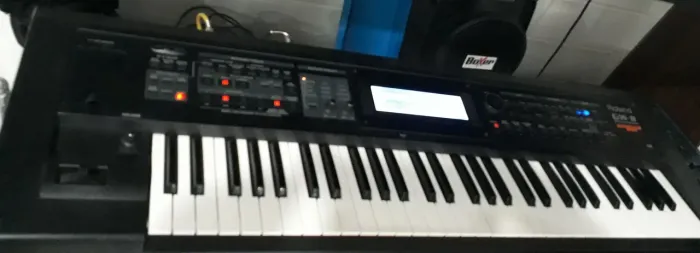 Teclado Roland GW8 Versão 2