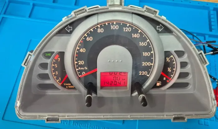 Painel De Instrumentos Magneti Marelli 5z0920820m (Usado)